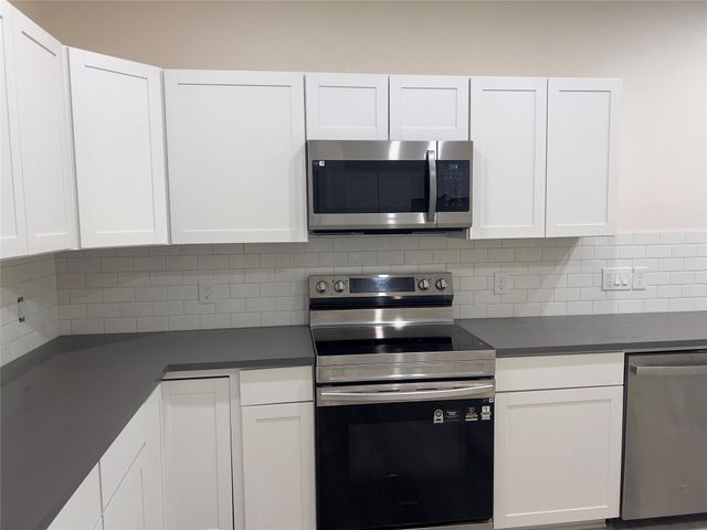 316 Sweet Grass, Horseshoe Bay, TX 78657