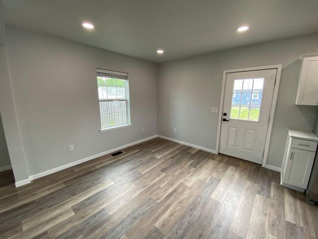 1329 S Main Street, Bellefontaine, OH 43311