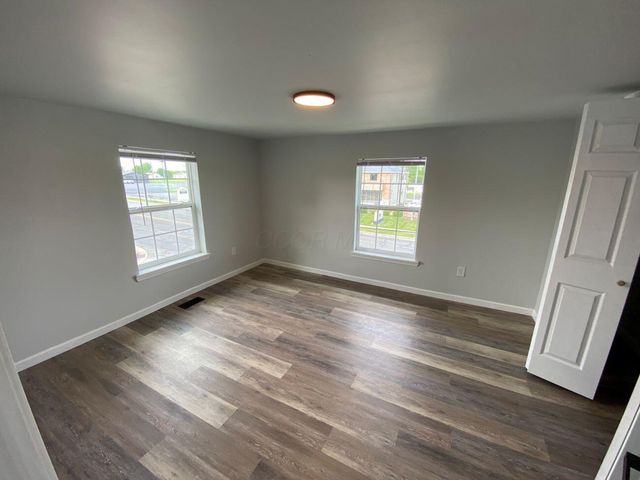 1329 S Main Street, Bellefontaine, OH 43311