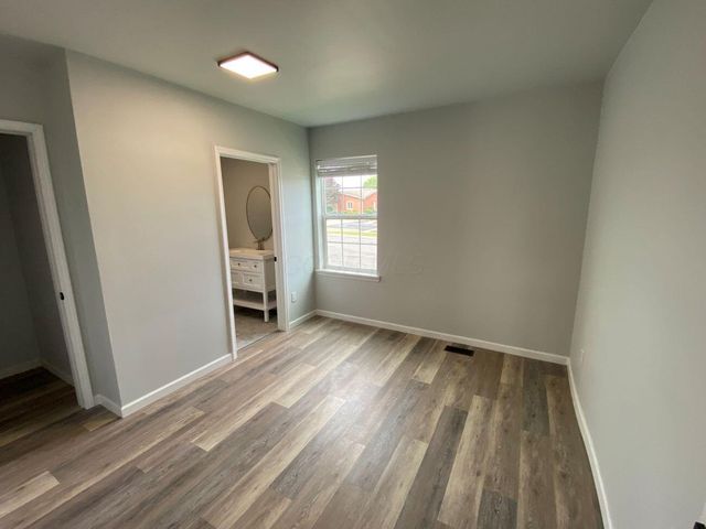1329 S Main Street, Bellefontaine, OH 43311