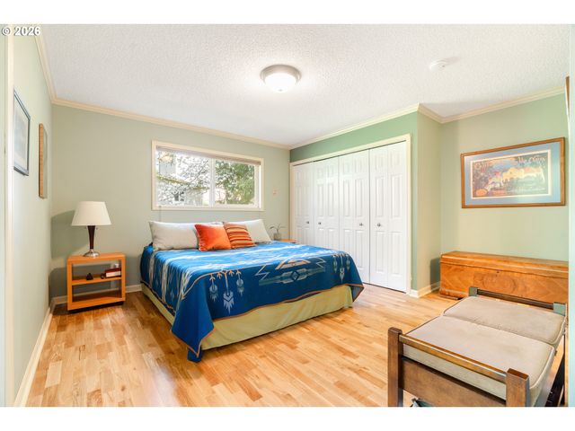 7422 Sw 37TH Ave, Portland, OR 97219