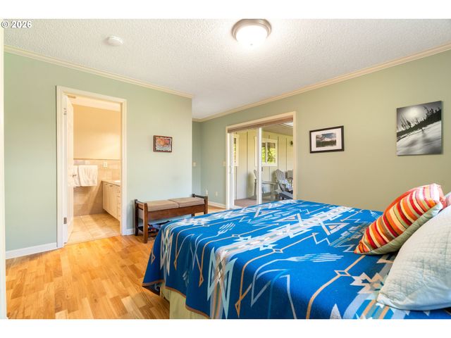 7422 Sw 37TH Ave, Portland, OR 97219