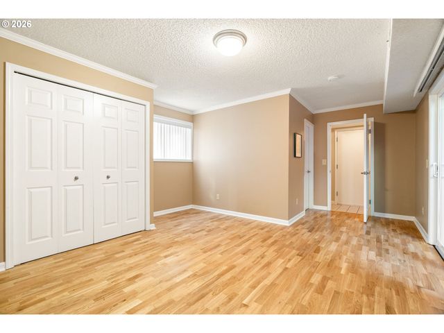 7422 Sw 37TH Ave, Portland, OR 97219