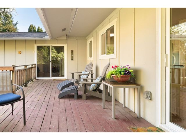 7422 Sw 37TH Ave, Portland, OR 97219