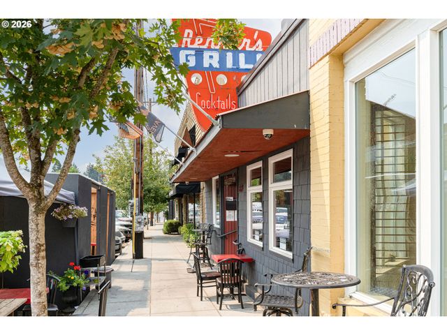 7422 Sw 37TH Ave, Portland, OR 97219