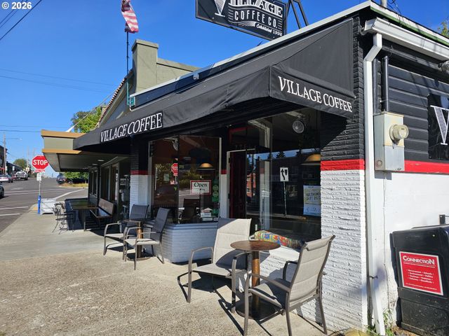 7422 Sw 37TH Ave, Portland, OR 97219