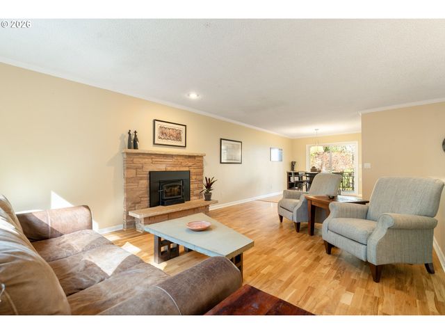 7422 Sw 37TH Ave, Portland, OR 97219