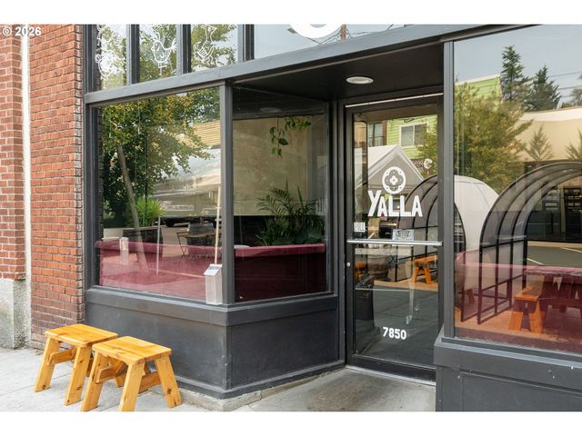 7422 Sw 37TH Ave, Portland, OR 97219