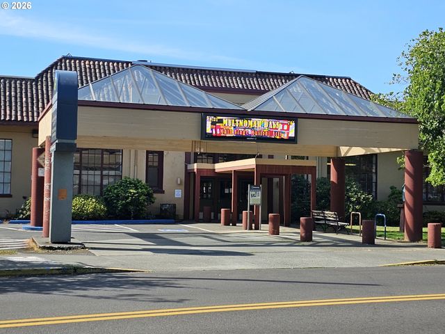 7422 Sw 37TH Ave, Portland, OR 97219