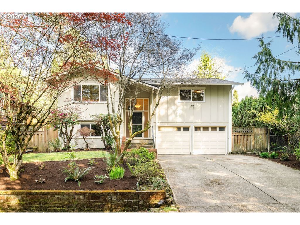 7422 Sw 37TH Ave, Portland, OR 97219