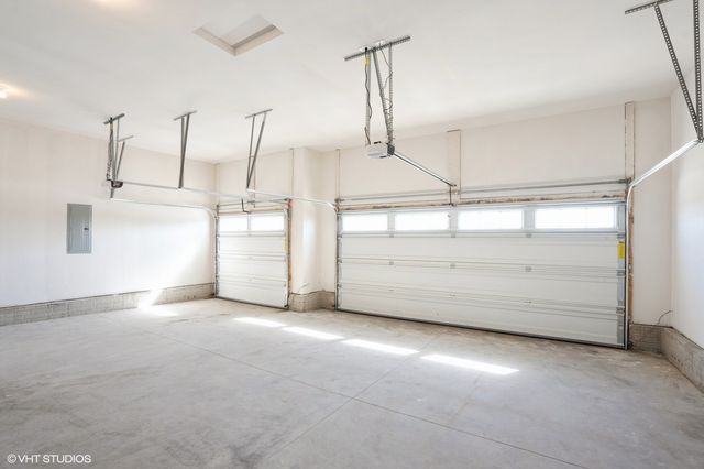 651 34th Street SE, Altoona, IA 50009