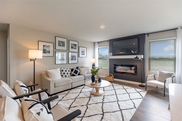 409 Kingfisher Drive, Norwalk, IA 50211