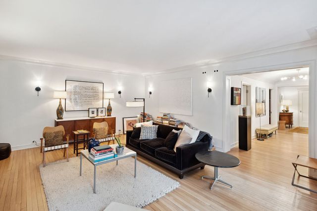 415 W Aldine Avenue 9D, Chicago, IL 60657