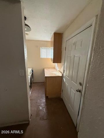 7319 W CINNABAR Avenue, Peoria, AZ 85345