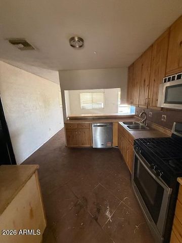 7319 W CINNABAR Avenue, Peoria, AZ 85345