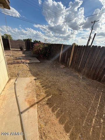 7319 W CINNABAR Avenue, Peoria, AZ 85345