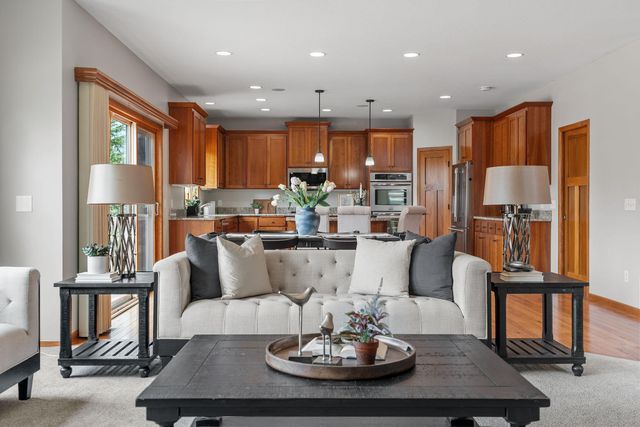 6364 Red Fox Road, Lino Lakes, MN 55014