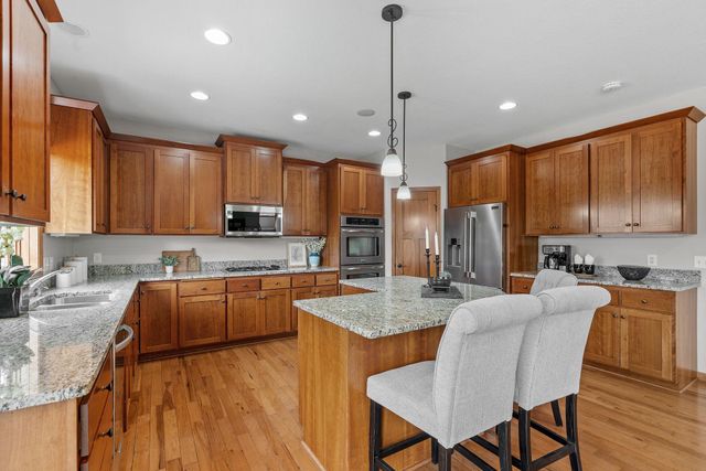 6364 Red Fox Road, Lino Lakes, MN 55014