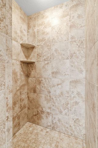 6364 Red Fox Road, Lino Lakes, MN 55014