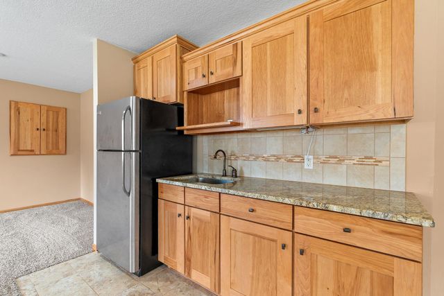 6364 Red Fox Road, Lino Lakes, MN 55014