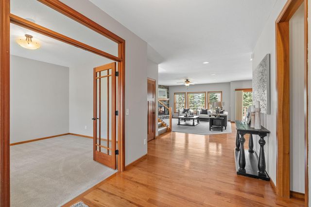 6364 Red Fox Road, Lino Lakes, MN 55014