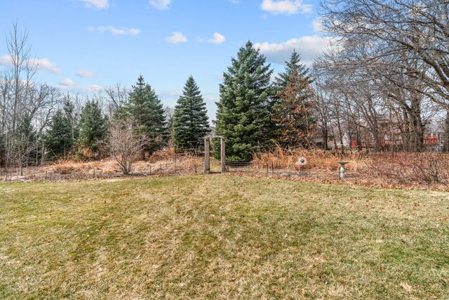 6364 Red Fox Road, Lino Lakes, MN 55014