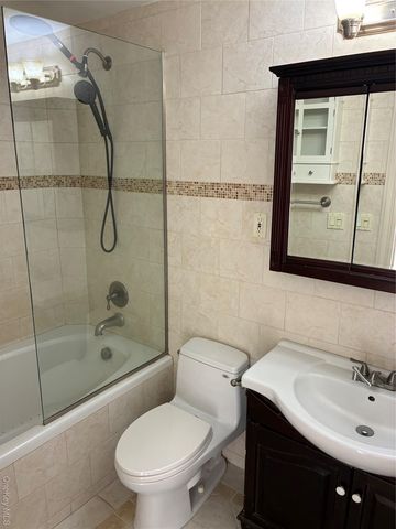 185 W Park Avenue 516, Long Beach, NY 11561