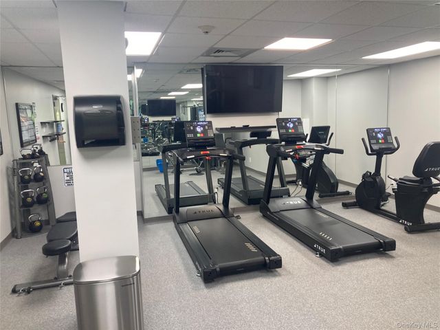 185 W Park Avenue 516, Long Beach, NY 11561