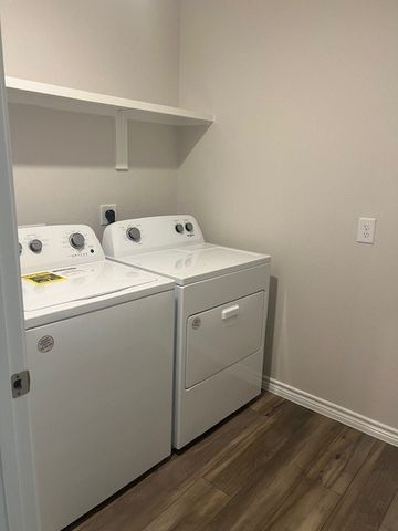 7818 Lariat Toss Dr, Corpus Christi, TX 78414