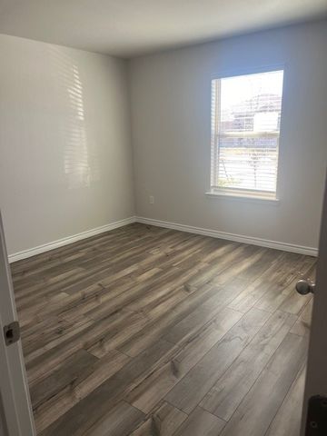 7818 Lariat Toss Dr, Corpus Christi, TX 78414