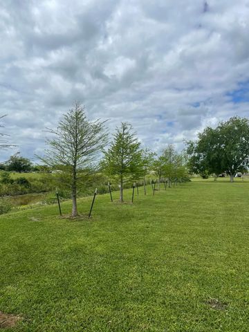 172 Crest Road, Raceland, LA 70394