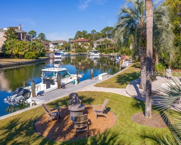 37 Bridgetown Rd, Hilton Head Island, SC 29928