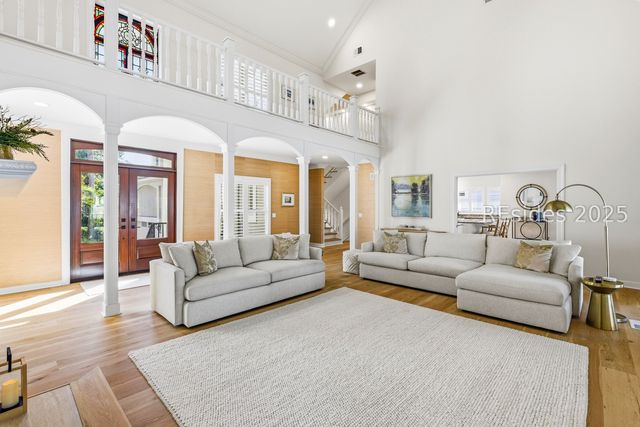 37 Bridgetown Rd, Hilton Head Island, SC 29928