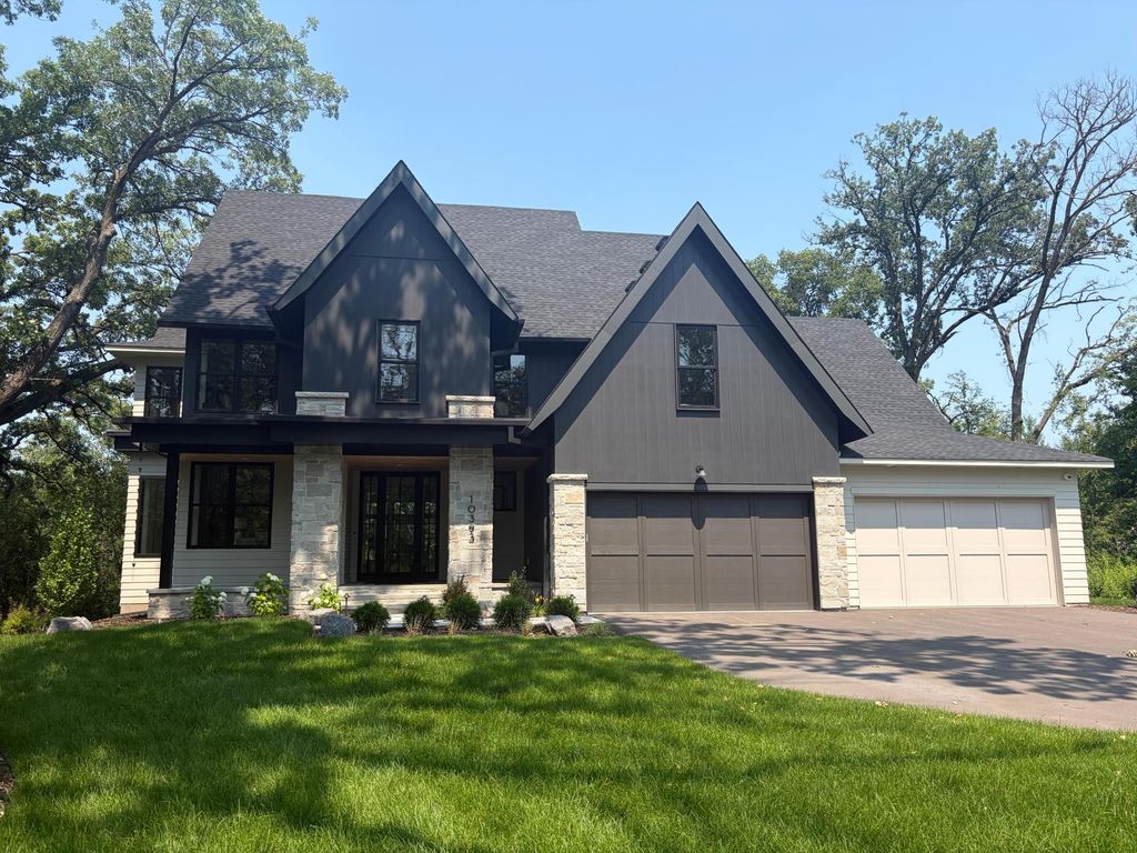 5570 Wedgewood Drive, Shorewood, MN 55331