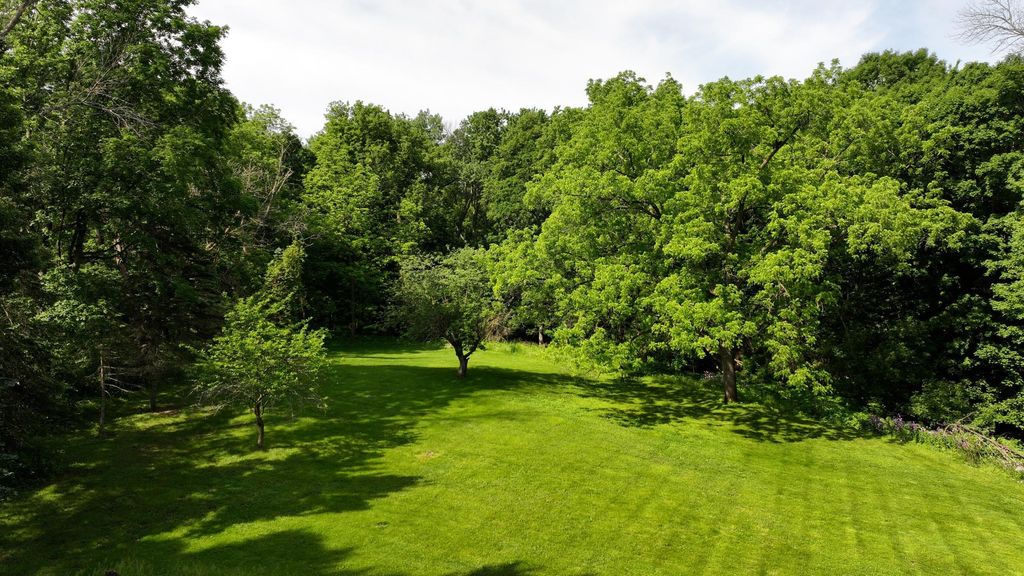 5570 Wedgewood Drive, Shorewood, MN 55331 — photo 2