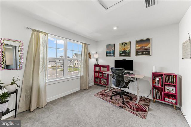 215 SLOAN DR, Coatesville, PA 19320