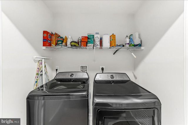 215 SLOAN DR, Coatesville, PA 19320