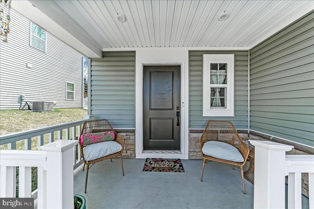 215 SLOAN DR, Coatesville, PA 19320