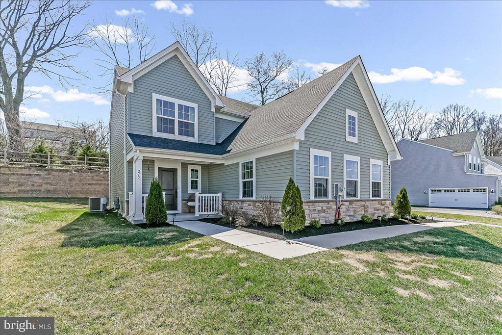 215 SLOAN DR, Coatesville, PA 19320