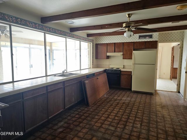 3101 Parknorth Drive, El Paso, TX 79904