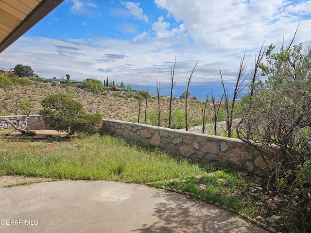 3101 Parknorth Drive, El Paso, TX 79904