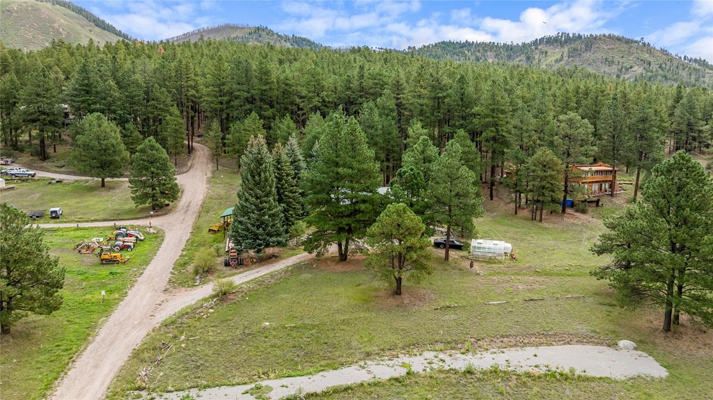 Image 43 of property listing at 504 Elk Trail, Jemez Springs, NM 87025