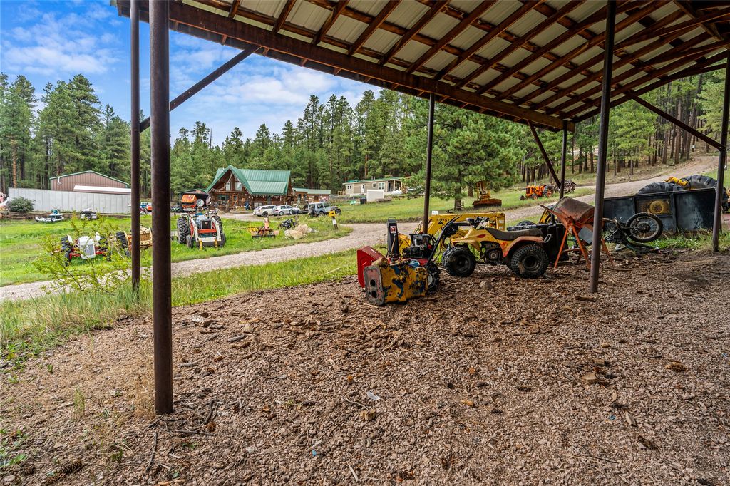 Image 53 of property listing at 504 Elk Trail, Jemez Springs, NM 87025