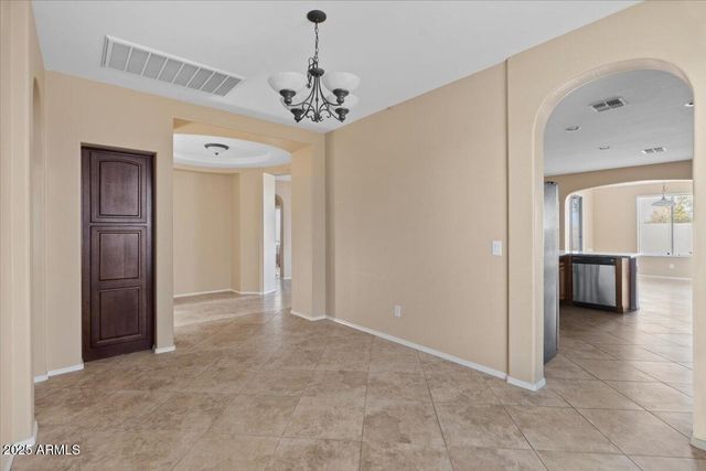 1680 E NIGHTINGALE Lane, Gilbert, AZ 85298