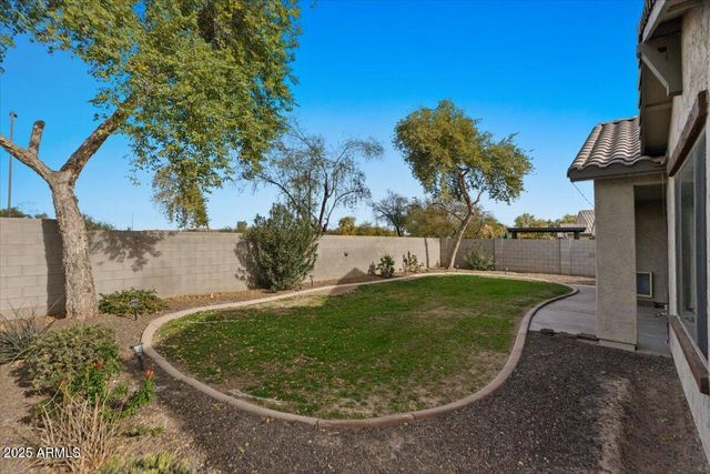 1680 E NIGHTINGALE Lane, Gilbert, AZ 85298