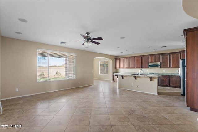 1680 E NIGHTINGALE Lane, Gilbert, AZ 85298
