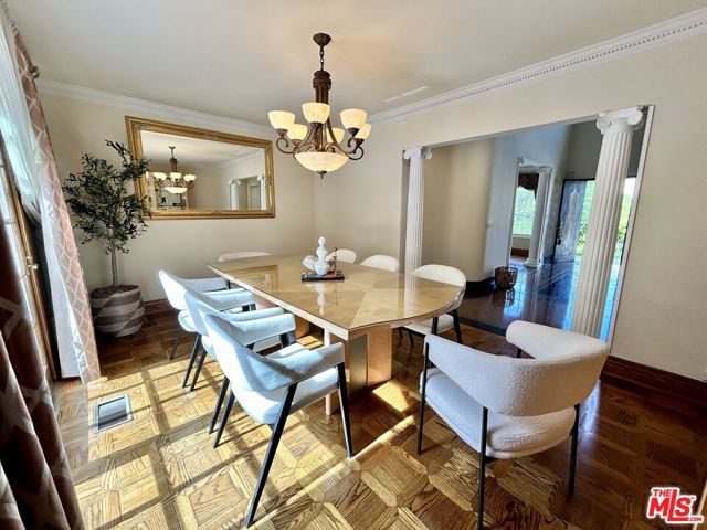 11502 Dona Teresa Drive, Studio City (los Angeles), CA 91604