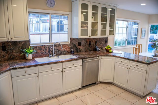 11502 Dona Teresa Drive, Studio City (los Angeles), CA 91604