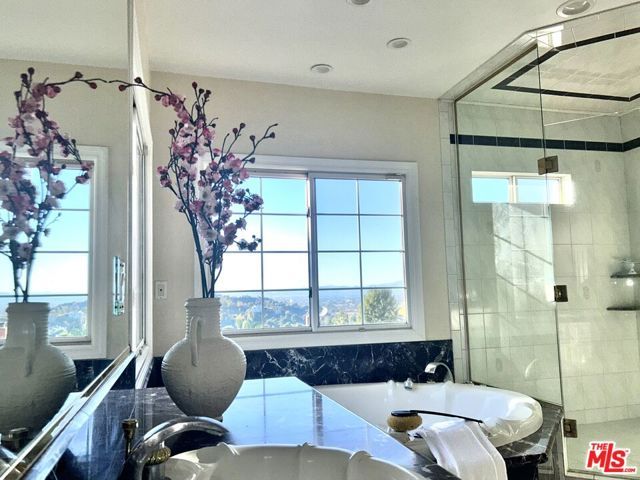 11502 Dona Teresa Drive, Studio City (los Angeles), CA 91604