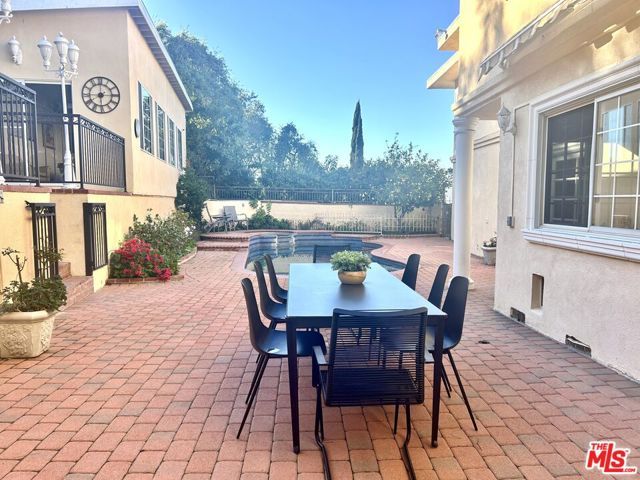 11502 Dona Teresa Drive, Studio City (los Angeles), CA 91604